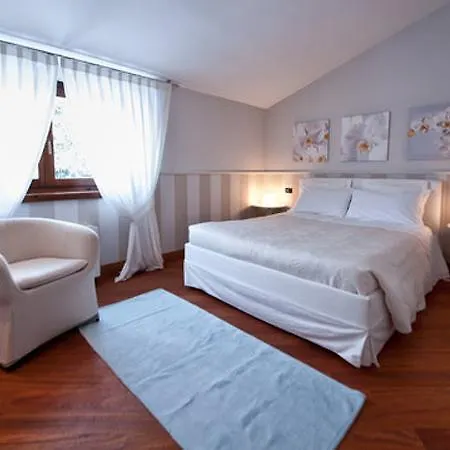 Bed & Breakfast La Casa Rosa 3*
