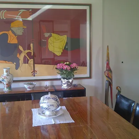 La Casa Rosa